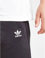 Adidas Originals Trefoil Essentials Shorts Kinder 6 Adidas Originals Trefoil Essentials Shorts Kinder – Bild 4
