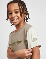 Nike Swoosh Tape T-Shirt/Shorts Set Kleinkinder 6 Nike Swoosh Tape T-Shirt/Shorts Set Kleinkinder – Bild 4