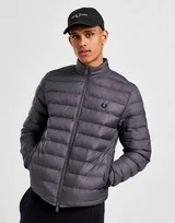 Fred Perry Funnel Baffle Jacke Herren 6 Fred Perry Funnel Baffle Jacke Herren – Bild 4