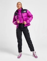 The North Face 1996 Nuptse Jacke Damen 5 The North Face 1996 Nuptse Jacke Damen – Bild 3