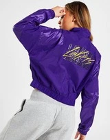 Nike NBA LA Lakers Courtside Lightweight Jacke Damen 5 Nike NBA LA Lakers Courtside Lightweight Jacke Damen – Bild 3